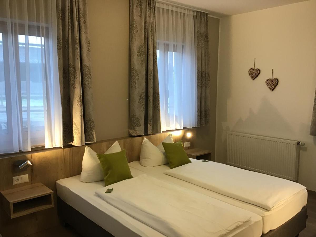 Gasthof Hotel Esterer Rosenheim Exteriér fotografie